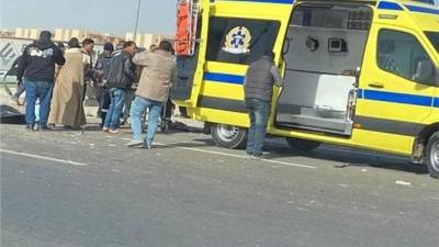 انهيار عقار من طابقين فى أوسيم وإصابة سيدة وطفلها