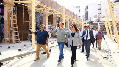 وزيرة التنمية تتفقد أعمال تنفيذ المرحلة الأولى من تطوير سوق العتبة بالقاهرة