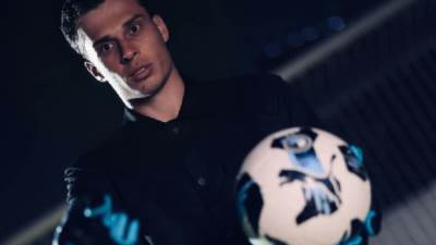 بيراميدز يعلن التعاقد مع الحارس محمود جاد