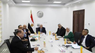 "عاشور": مدينة زويل حظت بدعم غير مسبوق من قبل الرئيس وهو ما ساهم في بناء وتطوير المدينة وتزويدها بأحدث الوسائط التكنولوجية