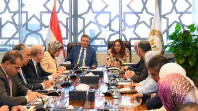 منال عوض تؤكد: ضرورة التوسع في إنشاء وحدات البيوجاز لإنتاج الغاز الحيوي والسماد العضوي والاستفادة من المتبقيات الزراعية