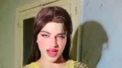 ضبط "ياسمين تخلي الحجر يلين" وتبين أنها متحولة جنسيًا تنشر محتوى فاضح