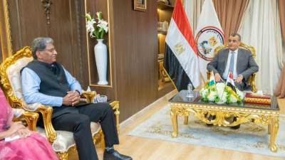 وزير الدولة للإنتاج الحربي وسفير الهند بالقاهرة يبحثان سبل تعزيز التعاون المشترك