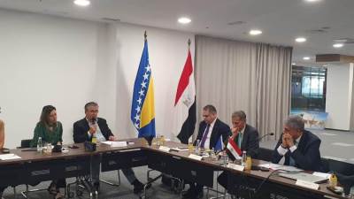 وزير السياحة يبحث مع القطاع السياحي بالبوسنة والهرسك سبل تعزيز التعاون وزيادة حركة السياحة الوافدة إلى مصر