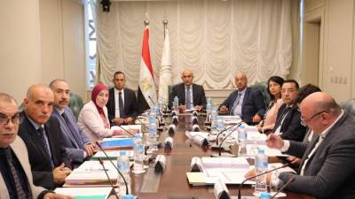 وزير التعليم يترأس الاجتماع الدوري لمجلس إدارة صندوق دعم وتمويل وإدارة وتشييد المشروعات التعليمية