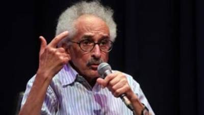 عزاء الروائى الكبير صنع الله إبراهيم في جامع عمر مكرم .. السبت