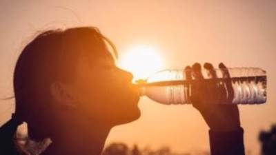 موجة شديدة الحرارة ورطوبة مرتفعة والعظمى بالقاهرة 42 درجة وأسوان 49