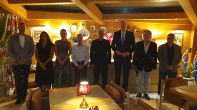 وزير السياحة يلتقي بعمدة سراييفو في ختام زيارته الرسمية للبوسنة والهرسك لبحث سبل التعاون المشترك