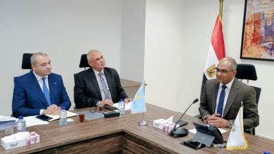 نائب الإسكان يترأس اجتماع اللجنة التوجيهية لمشروع "المساندة الفنية التحضيرية لإدارة الحمأة في مصر"