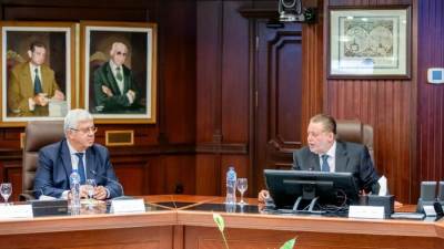 محافظ البنك المركزي ووزير التعليم يشهدان مراسم توقيع اتفاقيتي شراكة بين المعهد المصرفي وجامعتي القاهرة وسوهاج