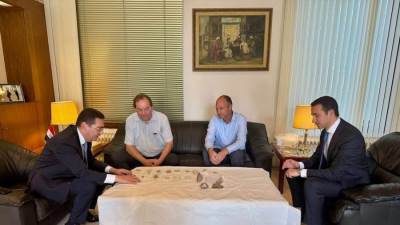 مصر تتسلم مجموعة من القطع الأثرية من هولندا تنتمي لحقب زمنية مختلفة من الحضارة المصرية القديمة