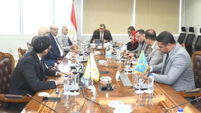 وزير الإسكان: مطلع أكتوبر المقبل.. طرح وحدات المرحلة الثانية من خلال "منصة مصر العقارية"