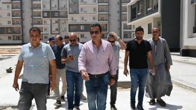 وزير الإسكان يُتابع موقف تنفيذ 4761 وحدة سكنية ضمن مبادرة "سكن لكل المصريين" بالعاشر من رمضان