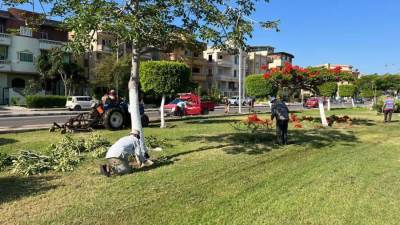 رئيس جهاز مدينة دمياط الجديدة يتفقد الأحياء السكنية والطرق بالمدينة