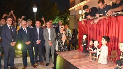 وزير الثقافة يفتتح معرض "صوت مصر" بمجمع الفنون بمشاركة 29 فنانًا وعرض مقتنيات نادرة لكوكب الشرق