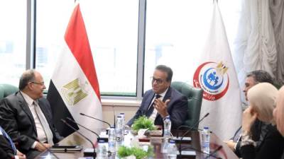 وزير الصحة والسكان يعقد اجتماعًا مع مجموعة BDR الهندية وشركة المستقبل للصناعات الدوائية لدعم توطين صناعة الدواء في مصر