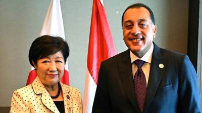 رئيس الوزراء يلتقي محافظ طوكيو لبحث مجالات التعاون المشترك