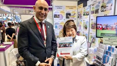 وزير التعليم و آبي توشيكو يستعرضان نجاح تجربة المدارس المصرية اليابانية…ويتفقدان جناح شركة "كاسيو ميدل إيست"