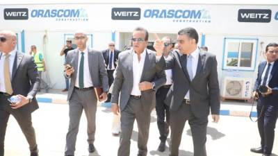 وزير الصحة يتفقد مشروع إنشاء المخازن الاستراتيجية للمنتجات والأجهزة الطبية بالعاصمة الإدارية 