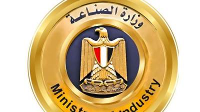 وزارة الصناعة: مجمع متطور لإنتاج الزبيب.. وإجراءات لإعادة تشغيل المصانع المتعثرة