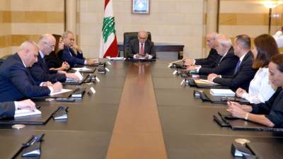 رئيس الحكومة اللبنانية يعقد اجتماعا تنسيقيا لبحث العلاقات اللبنانية - السورية وسبل تعزيزها