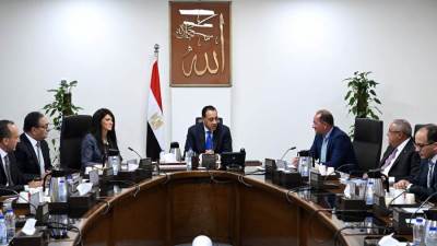 رئيس الوزراء يتابع آليات تنفيذ قانون تنظيم بعض الأحكام الخاصة بملكية الدولة في الشركات المملوكة لها أو التي تساهم فيها