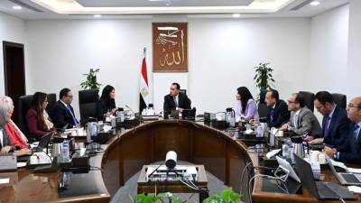 رئيس الوزراء يتابع استعدادات إطلاق "السردية الوطنية للتنمية الاقتصادية: السياسات الداعمة للنمو والتشغيل"