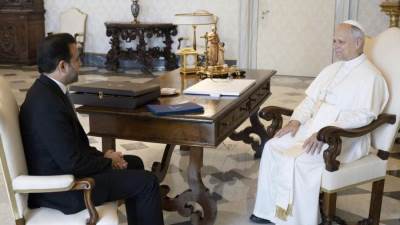 بابا الفاتيكان يعرب عن تقديره لشيخ الأزهر الشريف وأهمية تعزيز حوار الأديان والأخوة الإنسانية