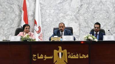 نائب وزير الصحة تتفقد مستشفى سوهاج العام وتعلن انطلاق الخطة الاستراتيجية الوطنية للسكان والتنمية في سوهاج