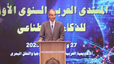 وزير الاتصالات يشارك في فعاليات المنتدى العربي الأول للذكاء الاصطناعي