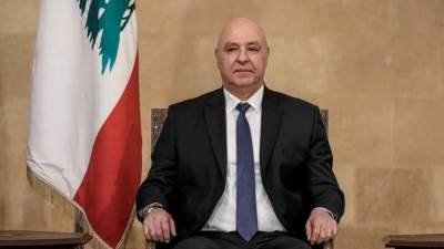 الرئيس اللبناني ينعي شهداء الجيش في انفجار مسيرة إسرائيلية