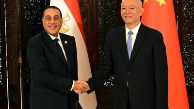 رئيس الوزراء يلتقى عضو اللجنة الدائمة للمكتب السياسي للجنة المركزية للحزب الشيوعي الصيني أمين سكرتارية اللجنة المركزية للحزب