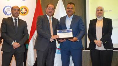 وزير المالية يكرم ٦ مأموريات ضريبية حققت نتائج متميزة في مسار الشراكة مع مجتمع الأعمال 