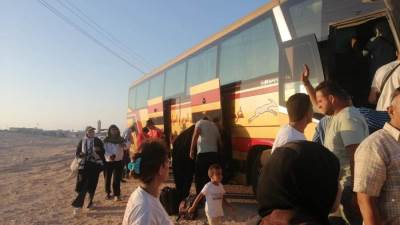 "النقل": تسيير 14 أتوبيسا لنقل الركاب من موقع حادث قطار مطروح إلى القاهرة والإسكندرية