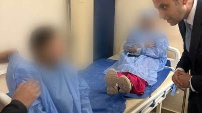 نائب وزير الصحة يتابع الحالة الصحية لمصابي حادث قطار مطروح في مستشفيي الضبعة ورأس الحكمة