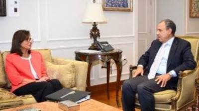 وزير الخارجية يلتقي رئيسة الأكاديمية الوطنية للتدريب