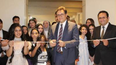 وزير الثقافة يفتتح المعرض السنوي العاشر لفصول الرسم بمركز تنمية المواهب معلنًا انضمام 75 موهبة تشكيلية للساحة الفنية