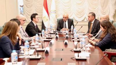 وزير التعليم يبحث مع "سبريكس" اليابانية إطلاق منصة "كويرو" للبرمجة والذكاء الاصطناعي للثانوي