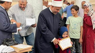 وزارة الأوقاف تكرم 200 متسابق في حفظ القرآن الكريم بمسجد السيدة زينب رضي الله عنها