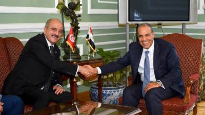 وزير الخارجية ونظيره التونسي يؤكدان وحدة الصف العربي في مساندة الحقوق المشروعة للشعب الفلسطيني