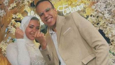 "الصفقة" تهنئ الصحفية "نور إدريس" و"أدهم جمال" بمناسبة خطوبتهما