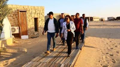 وزيرة التنمية المحلية والقائم بأعمال وزير البيئة ومحافظ الفيوم في جولة تفقدية بمحمية وادي الريان