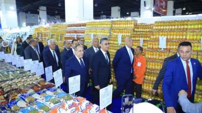  وزير التموين بالإنابة عن دولة رئيس مجلس الوزراء يفتتح المعرض الرئيسي "أهلاً مدارس" بمحافظة القاهرة – مدينة نصر