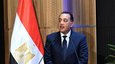 مدبولي: الفترة القادمة ستشهد مزيدا من الاستثمارات بالساحل الشمالي سيعلن عنها تباعا