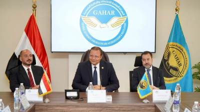 رئيس الرقابة الصحية يستقبل أمين المجلس الأعلى للمستشفيات الجامعية ومستشار وزير التعليم لبحث التعاون