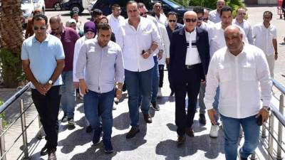 رئيس هيئة الرعاية الصحية ومحافظ الأقصر يفتتحان وحدة علاج الأورام