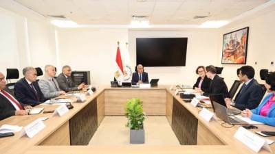 سويلم يبحث مع المدير الإقليمي للوكالة الفرنسية للتنمية سبل تعزيز التعاون