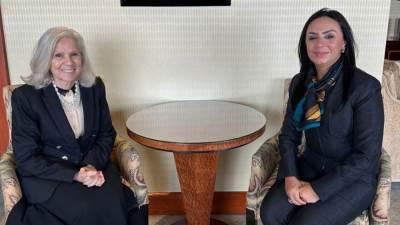 وزيرة التضامن الاجتماعي تلتقي السفيرة هيفاء أبو غزالة