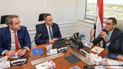 وزير الاستثمار يلتقي وفد مؤسسة S&P Global في إطار مناقشة مستجدات التصنيف الائتماني لمصر