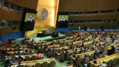 12دولة امتنعت عن التصويت على قرار الأمم المتحدة المؤيد لحل الدولتين